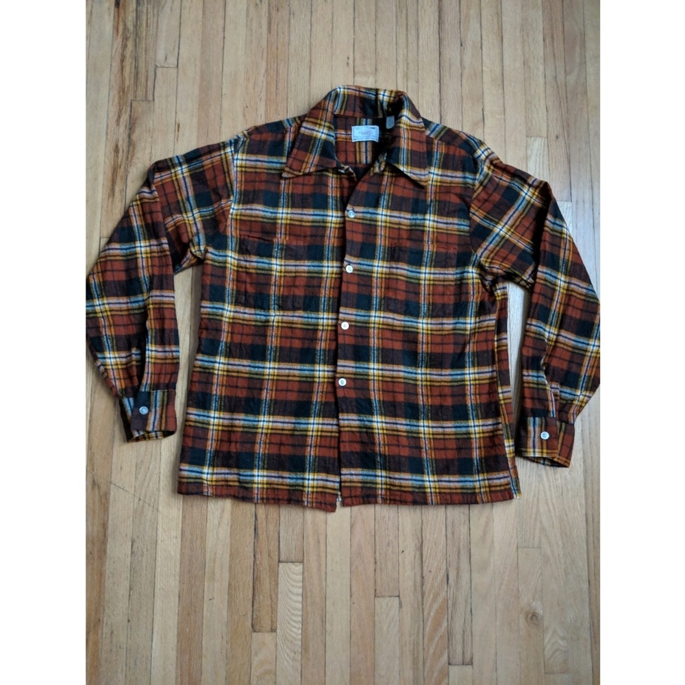 Vintage plaid flannel button up shirt cozy medium
